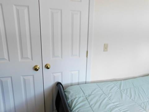 245 Tyler St, Springfield, MA 01109 photo 16