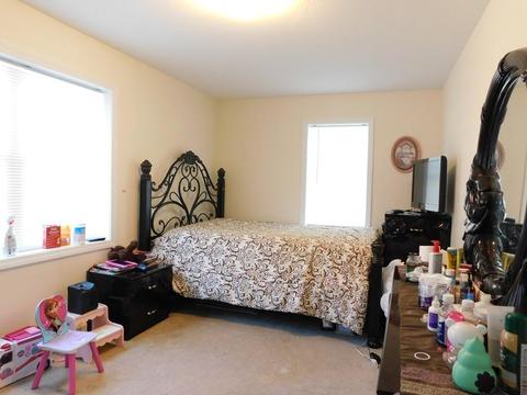 245 Tyler St, Springfield, MA 01109 photo 13