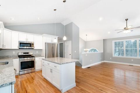 7 Oscar St, Webster, MA 01570 photo 7