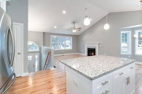 7 Oscar St, Webster, MA 01570 photo 11