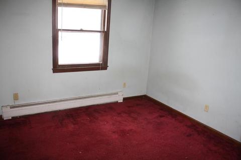 39 Highland Ave, Easthampton, MA 01027 photo 8