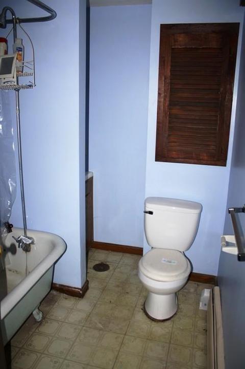 39 Highland Ave, Easthampton, MA 01027 photo 9