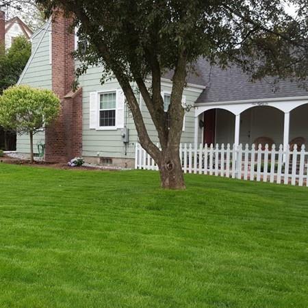 186 Dwight Rd, Springfield, MA 01108 photo 1