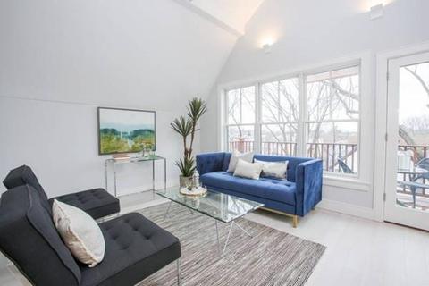 8 Appleton St #2, Somerville, MA 02144 photo 3