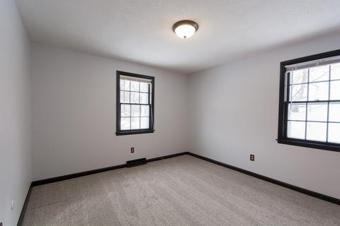 1028 Elsbree St, Fall River, MA 02720 photo 28