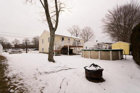 1028 Elsbree St, Fall River, MA 02720 photo 5