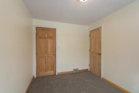 1028 Elsbree St, Fall River, MA 02720 photo 30