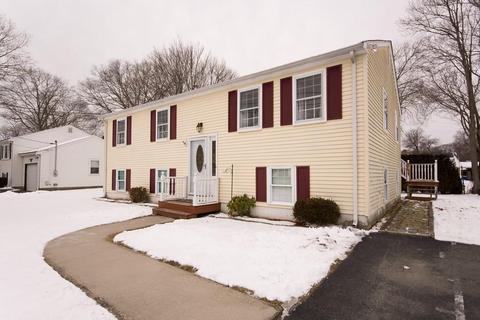 1028 Elsbree St, Fall River, MA 02720 photo 2