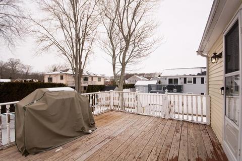 1028 Elsbree St, Fall River, MA 02720 photo 6