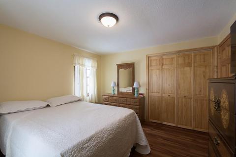 1028 Elsbree St, Fall River, MA 02720 photo 21