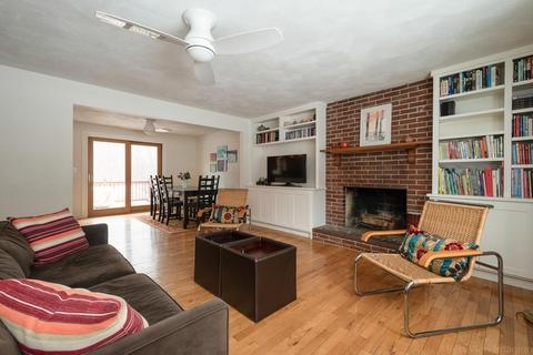 167 Summer St, Maynard, MA 01754 photo 5