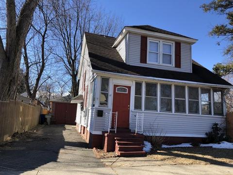 12 Benham St, Springfield, MA 01109 photo 2