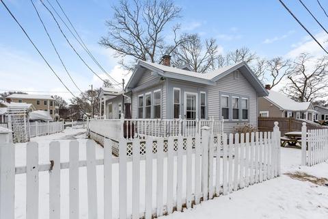 29 Algelo Ave, Wareham, MA 02571 photo 3