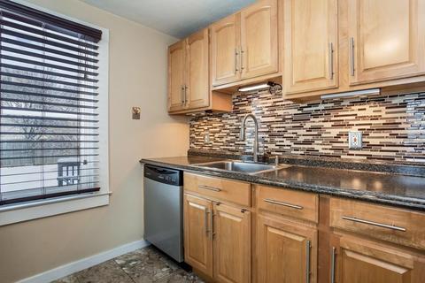 159 Powell Ave, Springfield, MA 01118 photo 8