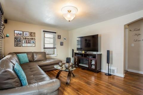 159 Powell Ave, Springfield, MA 01118 photo 3