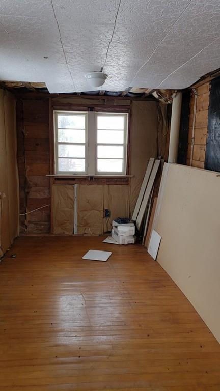 30 Eagle St, Ware, MA 01082 photo 9