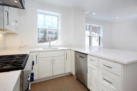 26 Summit Ave #4, Brookline, MA 02446 photo 5