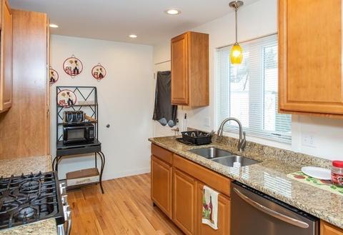 48 Lucerne, Springfield, MA 01119 photo 1