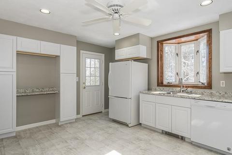 8 Lawrence Mt Rd, Gloucester, MA 01930 photo 12
