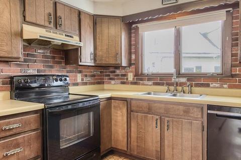 64 A St, Gardner, MA 01440 photo 9