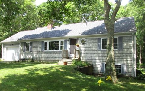 75 Brigantine Ave, Barnstable, MA 02655 photo 1