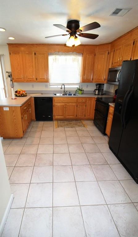 170 Everett Skinner Rd, Plainville, MA 02762 photo 3