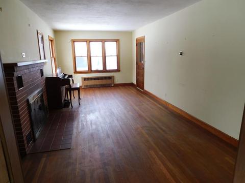 51 Bemis Ave, Chicopee, MA 01020 photo 9