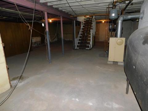 51 Bemis Ave, Chicopee, MA 01020 photo 21
