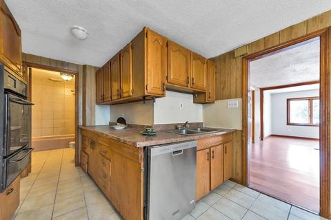 11 Home St, Springfield, MA 01104 photo 4