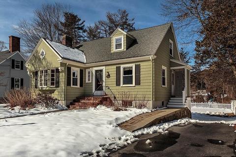 6 Philips Rd, Stoneham, MA 02180 photo 2