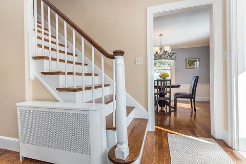 6 Philips Rd, Stoneham, MA 02180 photo 8