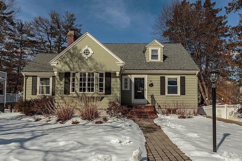 6 Philips Rd, Stoneham, MA 02180 photo 1