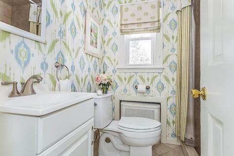 6 Philips Rd, Stoneham, MA 02180 photo 14