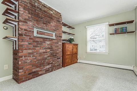 6 Philips Rd, Stoneham, MA 02180 photo 5