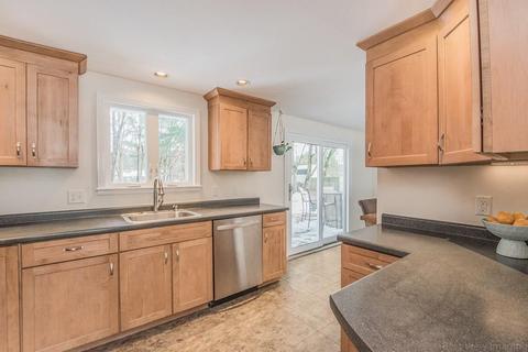 9 Sunset Rd, Maynard, MA 01754 photo 11