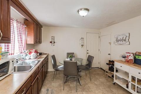 14 Chatham Rd, Everett, MA 02149 photo 6
