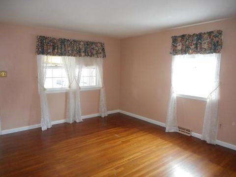4 Coolidge Ave, Beverly, MA 01915 photo 9