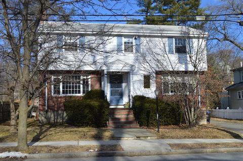 305 Clark Rd, Brookline, MA 02445 photo 1