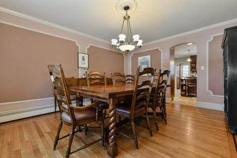 171 Gardner Rd, Brookline, MA 02445 photo 11