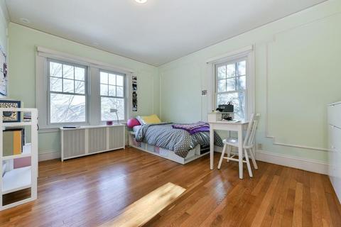 171 Gardner Rd, Brookline, MA 02445 photo 19