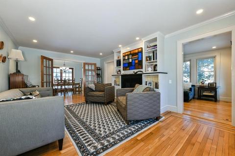 171 Gardner Rd, Brookline, MA 02445 photo 5