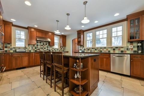 171 Gardner Rd, Brookline, MA 02445 photo 8
