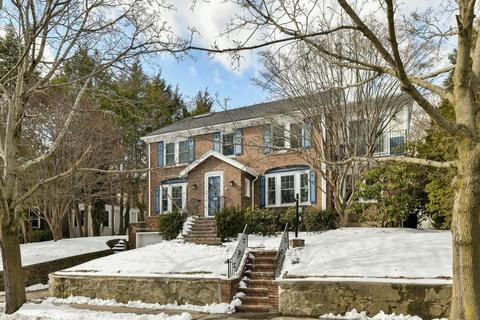171 Gardner Rd, Brookline, MA 02445 photo 2