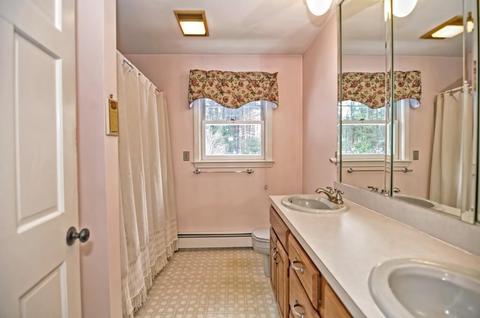 22 Parker Rd, Sutton, MA 01590 photo 19