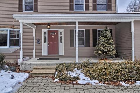 22 Parker Rd, Sutton, MA 01590 photo 3