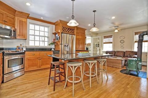 129 Plimpton St, Walpole, MA 02081 photo 13