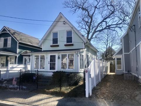18 W Central Ave, Wareham, MA 02571 photo 2