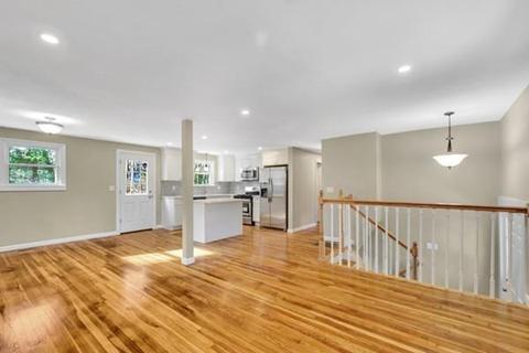 154 Beech St, Franklin, MA 02038 photo 4