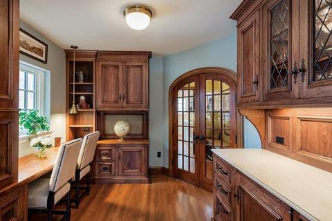 54 Shaw Rd, Brookline, MA 02467 photo 8