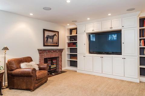 54 Shaw Rd, Brookline, MA 02467 photo 9